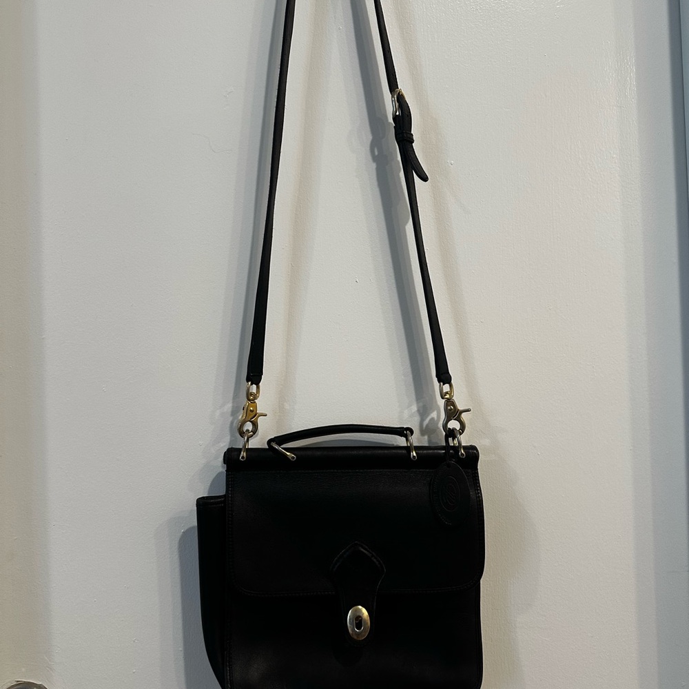 Elegant Black Leather Vintage Handbag